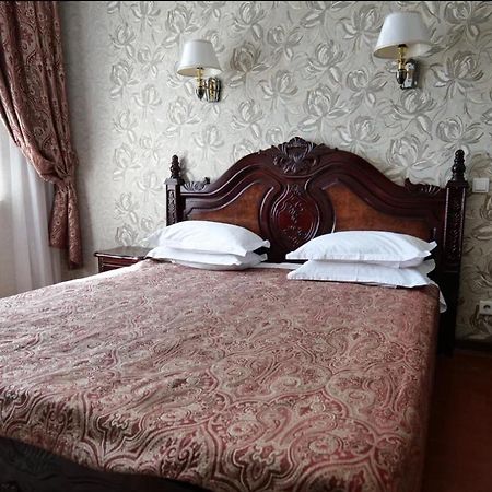 Lion Hotel アスターナ エクステリア 写真