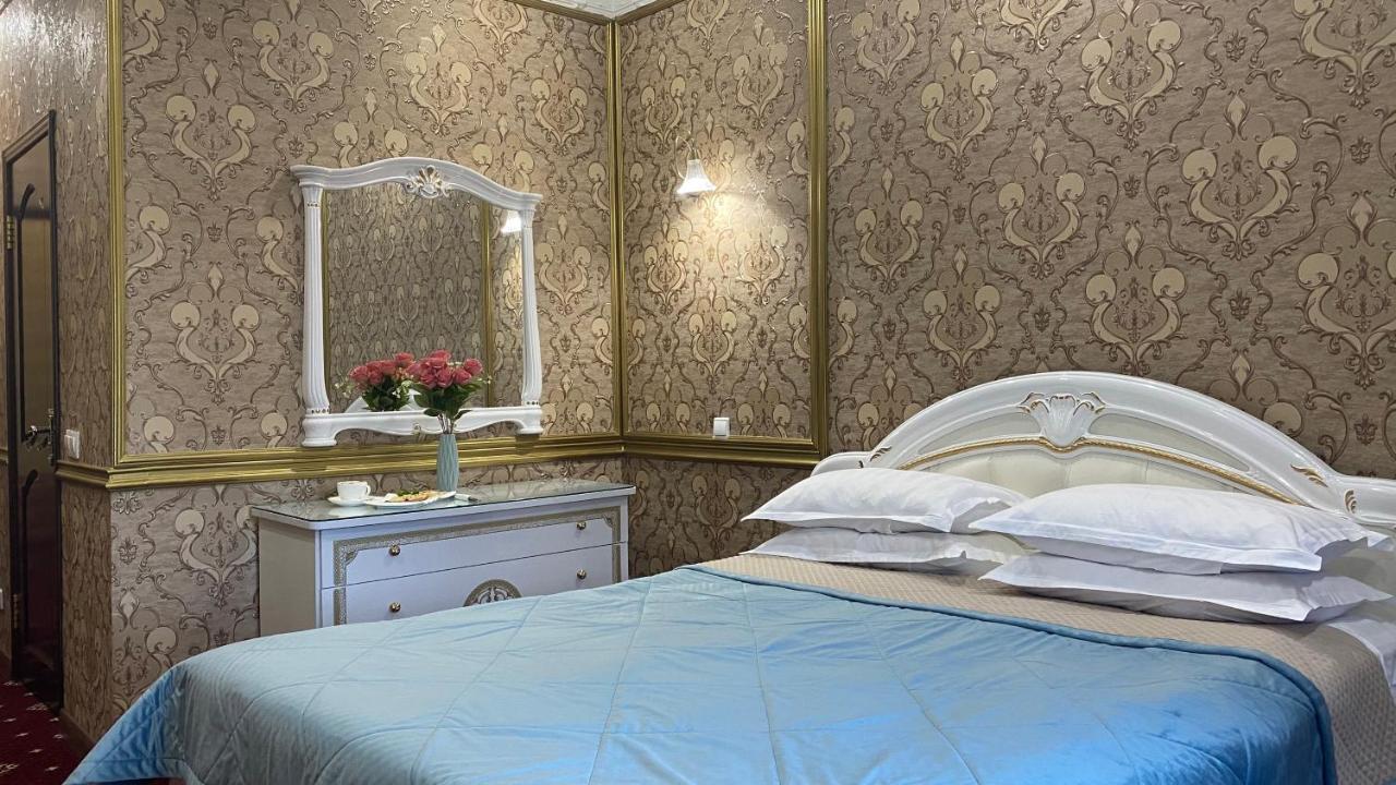 Lion Hotel アスターナ エクステリア 写真