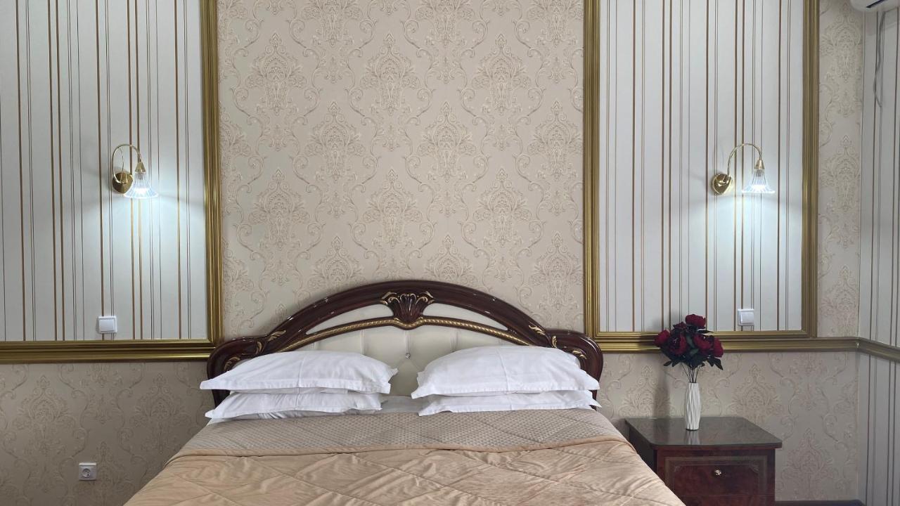 Lion Hotel アスターナ エクステリア 写真